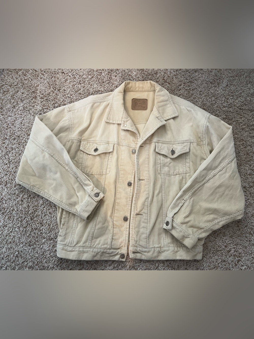 vintage beige/off white corduroy trucker-style jacket from The Gap size Large